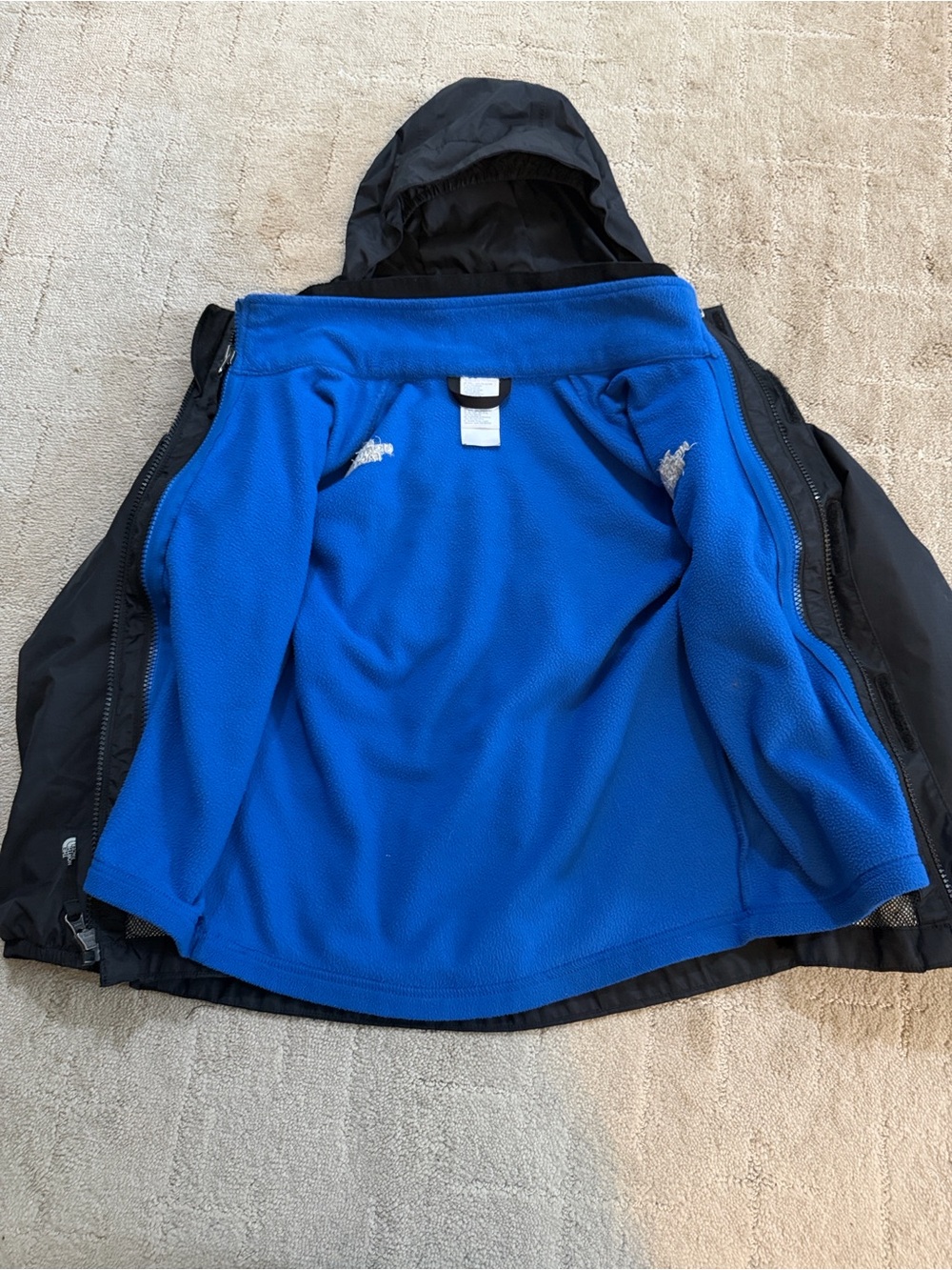 The North Face Triclimate 3-in-1
system. Boys size small - Picture 2 of 7